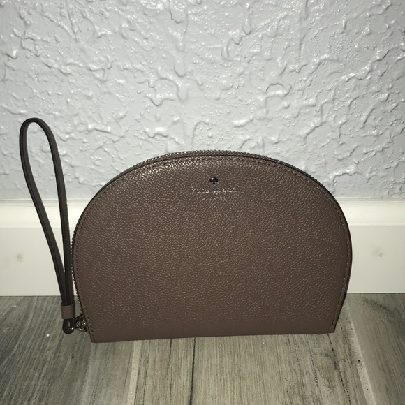 kate spade Handbags - Kate Spade Wristlet